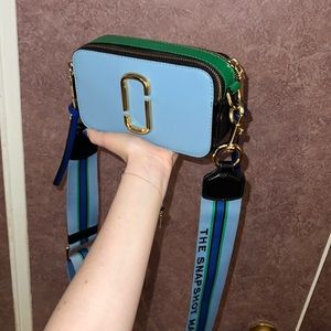 Marc Jacob’s Blue Snapshot Crossbody Bag comes w/ additional strap